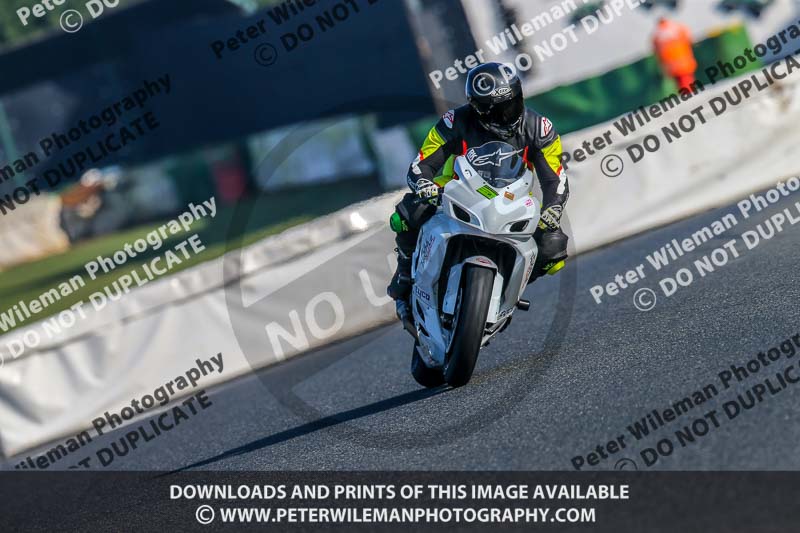 PJM Wedding Photography;enduro digital images;event digital images;eventdigitalimages;mallory park;mallory park photographs;mallory park trackday;mallory park trackday photographs;no limits trackdays;peter wileman photography;racing digital images;trackday digital images;trackday photos